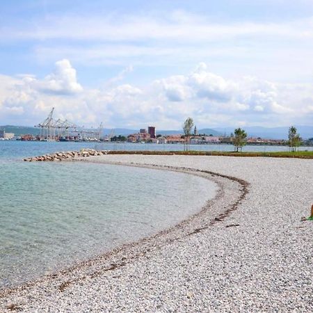Aegida Beachfront Apartment Koper Extérieur photo